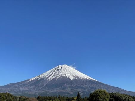 晴天の富士山 晴天の富士山の写真