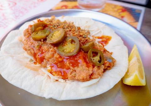 メキシコ料理のタコス メキシコ料理のタコス タコス,メキシコ料理,辛いの写真素材