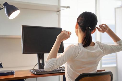 Business woman taking a break at home work, work at home, telework, break, JPG