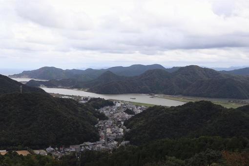 山あいの町 山あいの町の写真