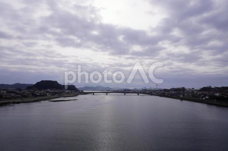 川の風景 川,遠賀川,橋の写真素材