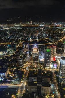 台北市内の煌びやかな夜景 台北市内の煌びやかな夜景 台湾,台北,夜景の写真素材