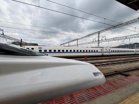 博多南駅 N700系 博多南駅,先頭,新幹線の写真素材