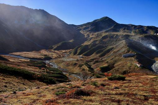 10年ぶりの紅葉当たり年 北アルプス,立山,室堂の写真素材