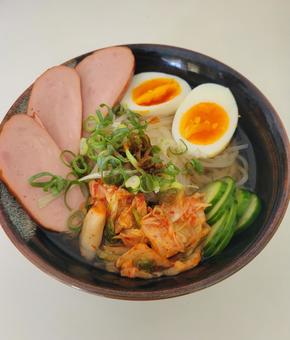 手作り冷麺 グルメ,ヒヤシチュウカ,冷麺の写真素材