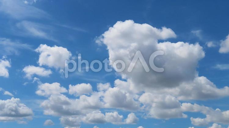 夏空 真夏の空,青空,晴天の写真素材