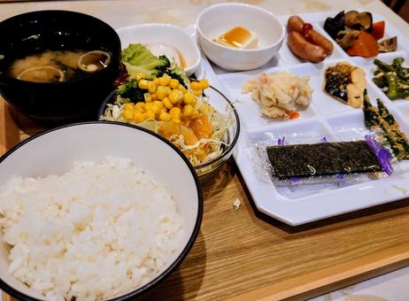 朝食ビュッフェ 朝食ビュッフェ 朝ごはん,ビュッフェ,ごはんの写真素材