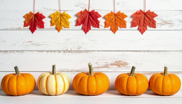 木目調背景の10月 ハロウィンイメージ 木目調背景の10月 ハロウィンイメージの写真