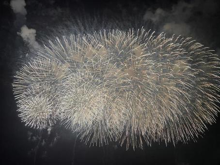 花火 花火 花火,打ち上げ花火,夏の写真素材