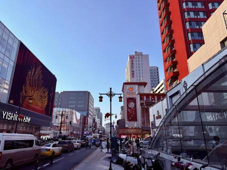 中国東北地方の大通　中街への写真