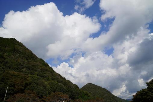 自然の風景 晴れ,天気,山並みの写真素材