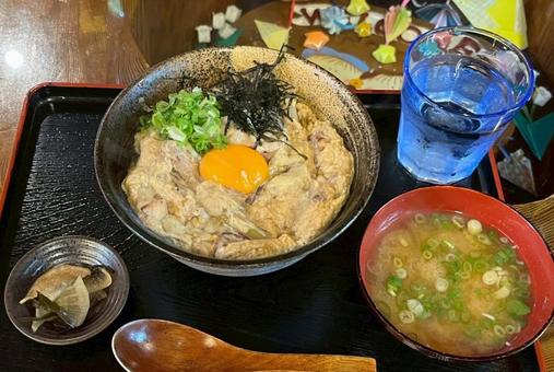 親子丼セットの写真