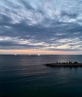 夕焼けの海 海,水平線,太平洋の写真素材