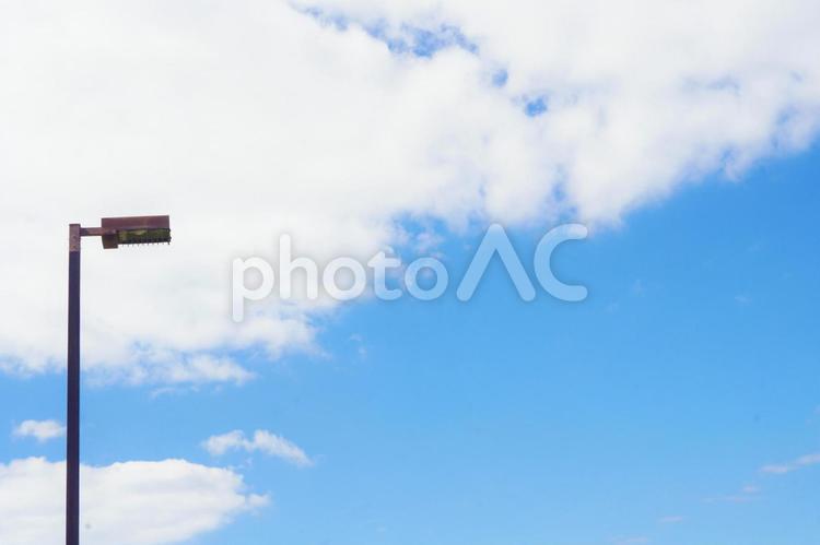 青空と街灯 空,青空,街灯の写真素材