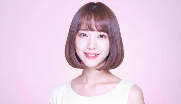 ヘアスタイルモデル：インナーカラーの写真