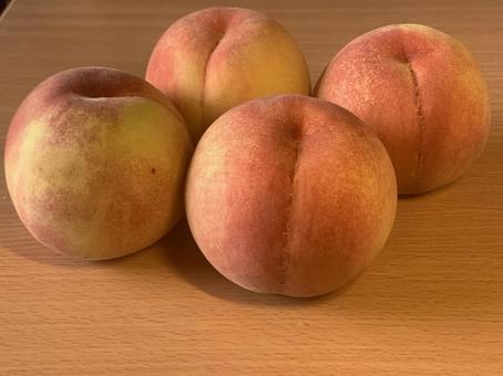 福島の美味しい桃 福島の美味しい桃の写真