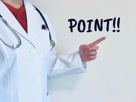 ポイントを説明する女性医師 ポイント,女性,医師の写真素材