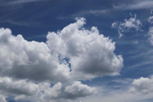 青空と雲の空の風景 青空と雲の空の風景 青空,雲,空の写真素材