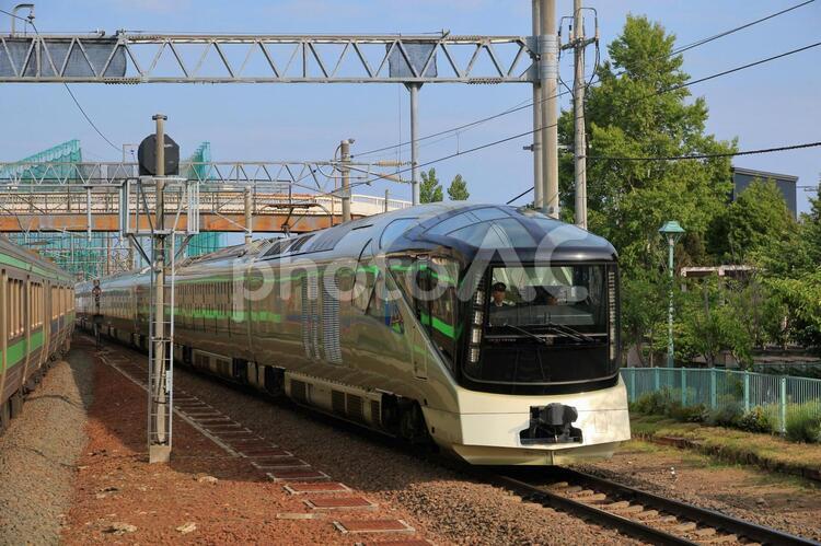 日常と非日常 鉄道,列車,交通機関の写真素材