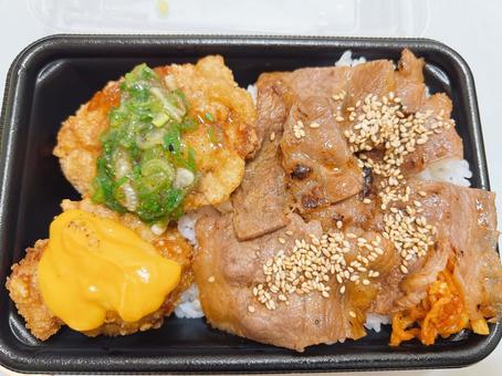 からあげ焼肉弁当 からあげ焼肉弁当の写真