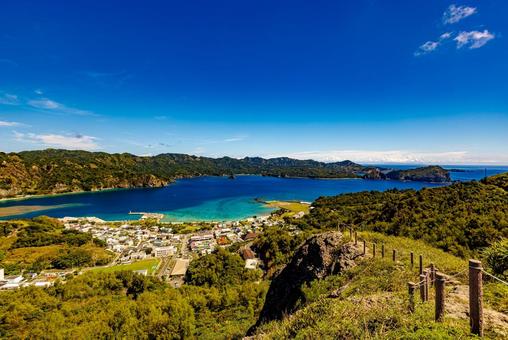 小笠原諸島 三日月山展望台から望む絶景 小笠原諸島 三日月山展望台から望む絶景 父島,小笠原諸島,三日月山の写真素材