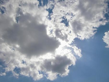 四月の雲-29の写真