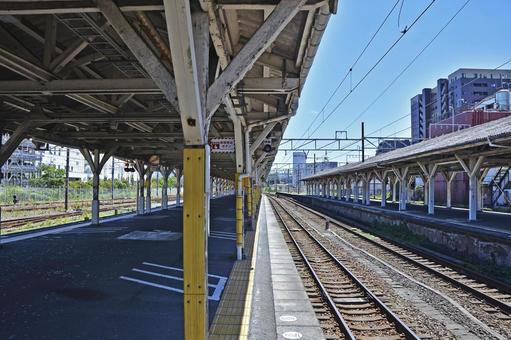 沼津駅 プラットホーム 沼津駅 プラットホーム 鉄道,電車,駅の写真素材