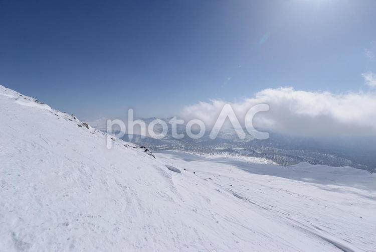 北海道の大雪山・旭岳の暖冬期 大雪山,旭岳,北海道の写真素材