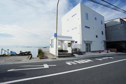 神奈川 真名瀬バス停5 真名瀬バス停,海の見えるバス停,エモいバス停の写真素材