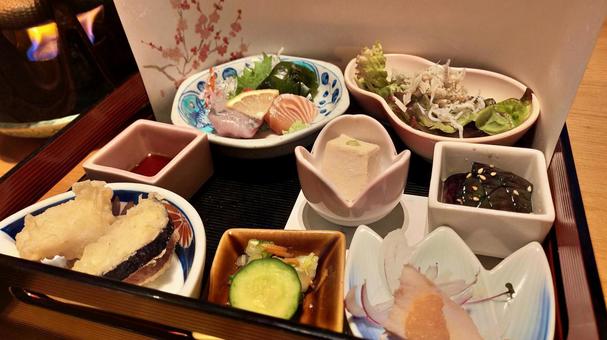 冬の和食御膳と鍋料理 料理,日本食,和風の写真素材