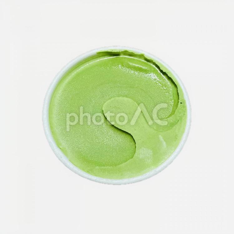 抹茶のカップアイス〜上から撮影 抹茶,カップアイス,アイスクリームの写真素材