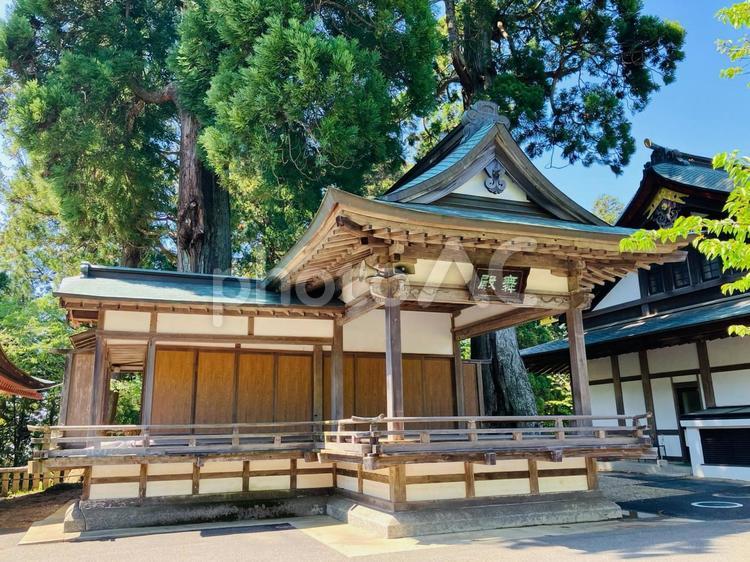 塩釜神社　舞殿 塩釜神社,鹽竈神社,宮城県塩竈市の写真素材
