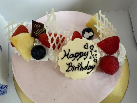 ヒルトン東京ベイのお誕生日ケーキ ヒルトン東京ベイのお誕生日ケーキの写真