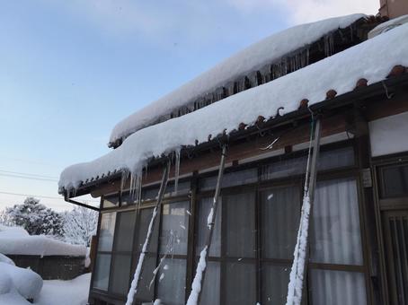 氷柱 雪景色 氷柱 雪景色の写真