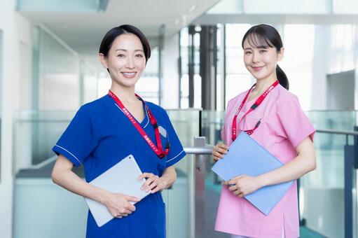 病院で働く女性の医者 病院,医者,介護の写真素材