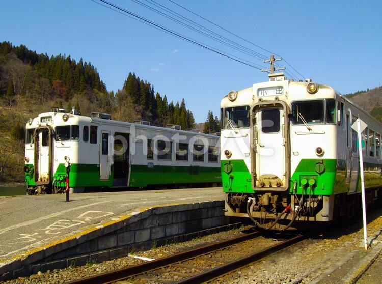 JR只見線上り小出行き　会津川口駅 只見線,会津川口駅,小出行きの写真素材