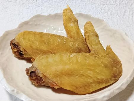 手羽先の唐揚げ 手羽先の唐揚げ,手羽先,唐揚げの写真素材