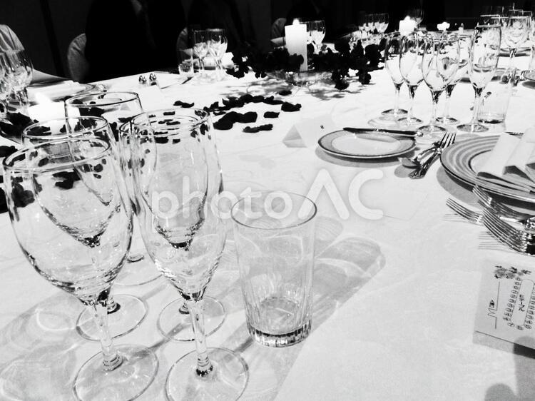 フランス料理 正餐４ テーブルコーディネイト１ テーブルコーディネイト,グラス,フランス料理の写真素材