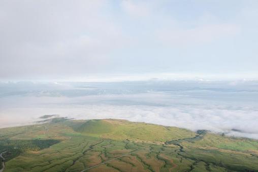 熊本県　杵島岳から望む米塚 熊本県,熊本,九州の写真素材