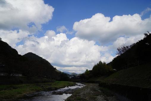 山間部に流れる川 川,流れ,風景の写真素材