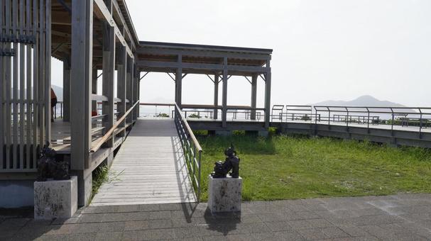 慶良間諸島座間味島の神の浜展望台のテラス 慶良間諸島座間味島の神の浜展望台のテラス テラス,神の浜,座間味の写真素材
