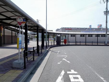 山陽西二見駅バス停 山陽西二見駅バス停 山陽西二見駅バス停留所,山陽電車西二見駅南口,西二見駅前タクシー乗り場の写真素材