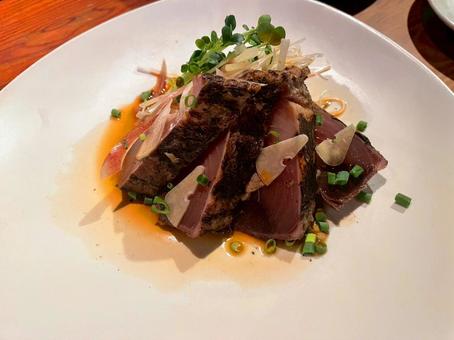 カツオのたたき カツオのたたき 居酒屋メニュー,居酒屋,カツオの写真素材