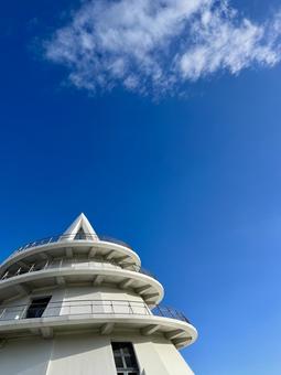 Misumi Port "Pyramid of the Sea" under the blue sky, JPG