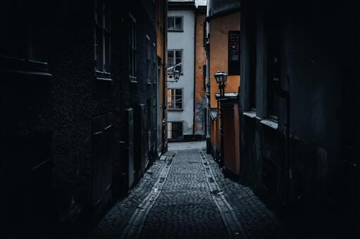 ガムラスタンの細い路地 ストックホルム,スウェーデン,ガムラスタンの写真素材