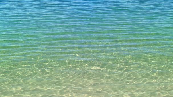 波のグラデーション 海,波間,揺れの写真素材