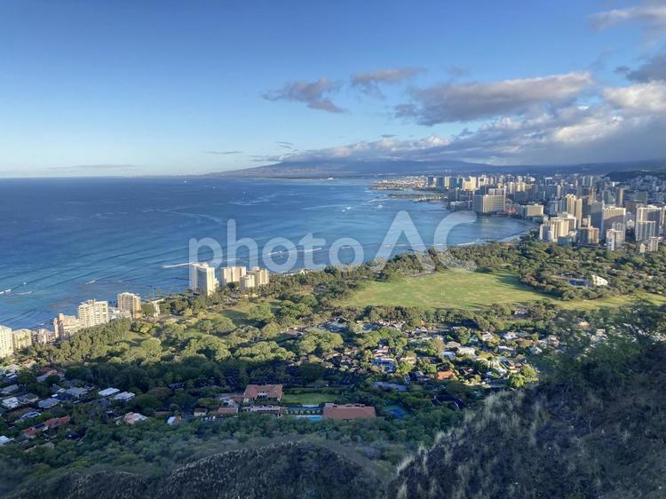 ダイヤモンドヘッドからのワイキキの街並み ダイヤモンドヘッド,ワイキキ,ハワイの写真素材