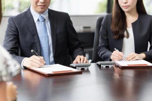 接受稅務諮詢併計算的稅務會計師 接受稅務諮詢併計算的稅務會計師