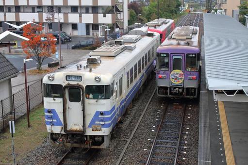 北条鉄道、北条町駅、ホーム 北条鉄道,キハ40,535の写真素材