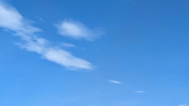青空と雲 青空と雲 雲,青空,空の写真素材